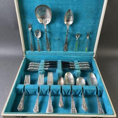 Lot 301 | Sterling Silver Flatware & Box
