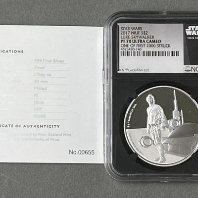 Lot 112 | 2017 Nieu 2 Dollar Star Wars Luke Skywalker Coin
