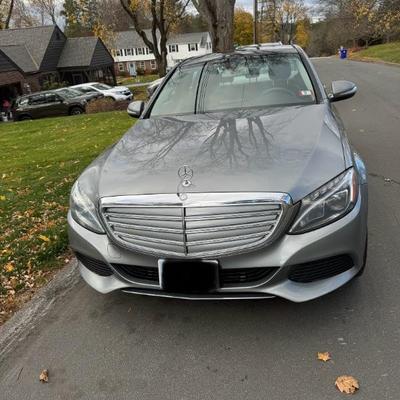 PRE-SELLING $12,500  2015 Mercedes C-Class Mercedes Sedan C 300 4MATIC Sedan 4D
 4-Cyl, Turbo, 2.0 Liter Auto, 7-Spd 7G-Tronic 
AWD...