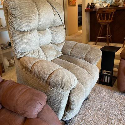 Power lift chair