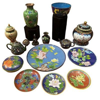 Collection Chinese Cloisonne Articles