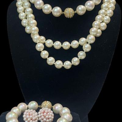 Collection Vintage Costume Pearl Jewelry