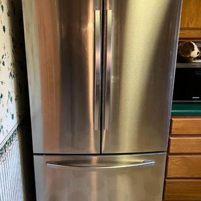Stainless steel Samsung French door refrigerator