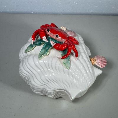 SEASHELL SOUP TUREEN | Seashell form soup tureen with crab figure on top. - h. 8 x w. 9 x l. 9 in

