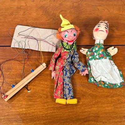 (2pc) PUPPETS | Including: clown string puppet and hand puppet.

