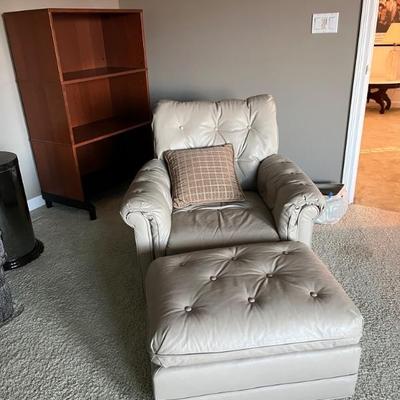 1980s chairs and sofa by Drexel, very post modern