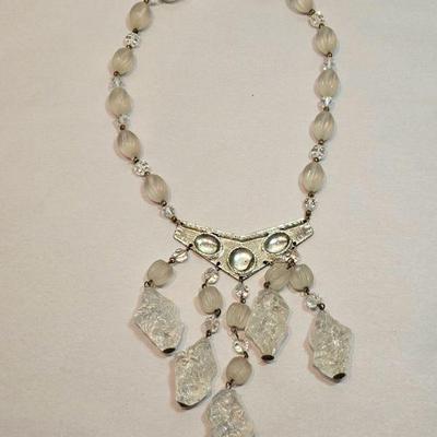 https://www.auctionninja.com/stress-free-estate-services-llc/sales/details/astounding-estate-auction-vintage-xmas-collectibles-jewelry-an...