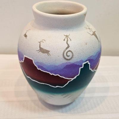 https://www.auctionninja.com/stress-free-estate-services-llc/sales/details/astounding-estate-auction-vintage-xmas-collectibles-jewelry-an...