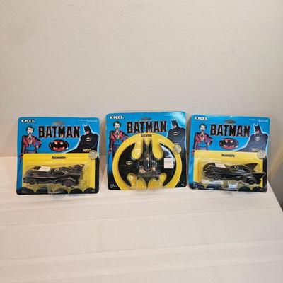 https://www.auctionninja.com/stress-free-estate-services-llc/sales/details/astounding-estate-auction-vintage-xmas-collectibles-jewelry-an...