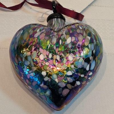 https://www.auctionninja.com/stress-free-estate-services-llc/sales/details/astounding-estate-auction-vintage-xmas-collectibles-jewelry-an...