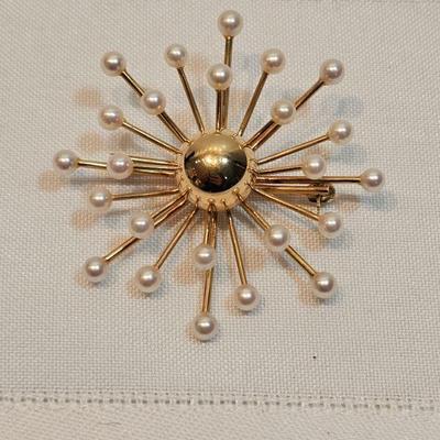 https://www.auctionninja.com/stress-free-estate-services-llc/sales/details/astounding-estate-auction-vintage-xmas-collectibles-jewelry-an...