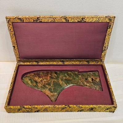 https://www.auctionninja.com/stress-free-estate-services-llc/sales/details/astounding-estate-auction-vintage-xmas-collectibles-jewelry-an...