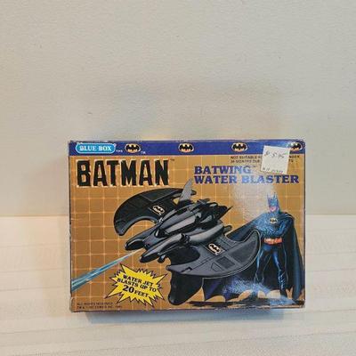 https://www.auctionninja.com/stress-free-estate-services-llc/sales/details/astounding-estate-auction-vintage-xmas-collectibles-jewelry-an...