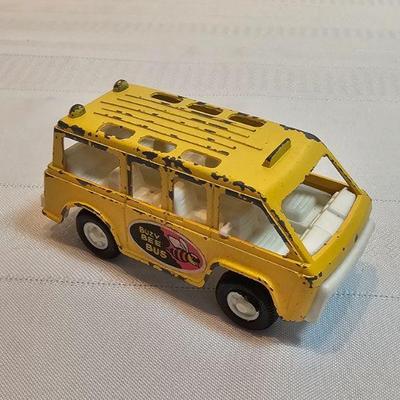 https://www.auctionninja.com/stress-free-estate-services-llc/sales/details/astounding-estate-auction-vintage-xmas-collectibles-jewelry-an...