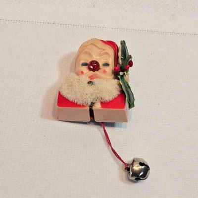 https://www.auctionninja.com/stress-free-estate-services-llc/sales/details/astounding-estate-auction-vintage-xmas-collectibles-jewelry-an...