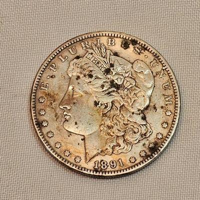 https://www.auctionninja.com/stress-free-estate-services-llc/sales/details/astounding-estate-auction-vintage-xmas-collectibles-jewelry-an...