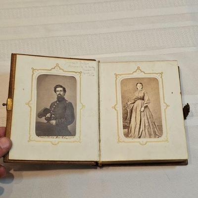 https://www.auctionninja.com/stress-free-estate-services-llc/sales/details/astounding-estate-auction-vintage-xmas-collectibles-jewelry-an...