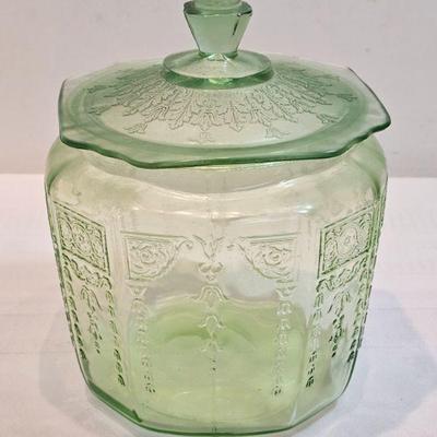 https://www.auctionninja.com/stress-free-estate-services-llc/sales/details/astounding-estate-auction-vintage-xmas-collectibles-jewelry-an...