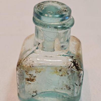 https://www.auctionninja.com/stress-free-estate-services-llc/sales/details/astounding-estate-auction-vintage-xmas-collectibles-jewelry-an...