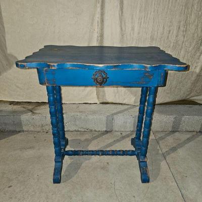 https://www.auctionninja.com/stress-free-estate-services-llc/sales/details/astounding-estate-auction-vintage-xmas-collectibles-jewelry-an...