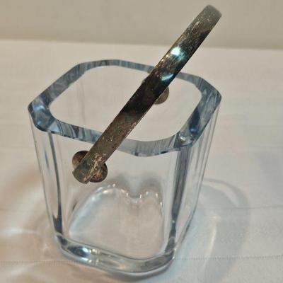 https://www.auctionninja.com/stress-free-estate-services-llc/sales/details/astounding-estate-auction-vintage-xmas-collectibles-jewelry-an...
