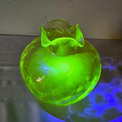 https://www.auctionninja.com/stress-free-estate-services-llc/sales/details/astounding-estate-auction-vintage-xmas-collectibles-jewelry-an...