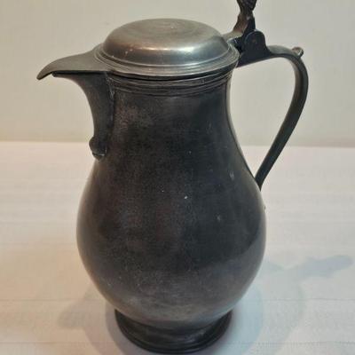 https://www.auctionninja.com/stress-free-estate-services-llc/sales/details/astounding-estate-auction-vintage-xmas-collectibles-jewelry-an...