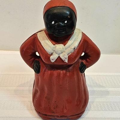 https://www.auctionninja.com/stress-free-estate-services-llc/sales/details/astounding-estate-auction-vintage-xmas-collectibles-jewelry-an...