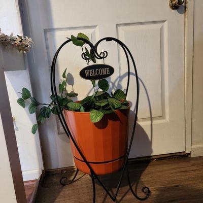 Floral arrangement and stand