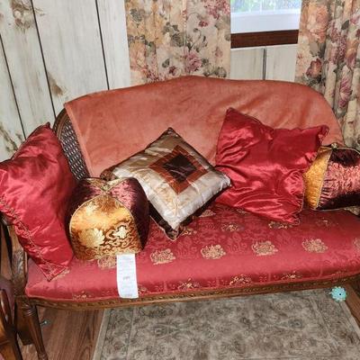 loveseat