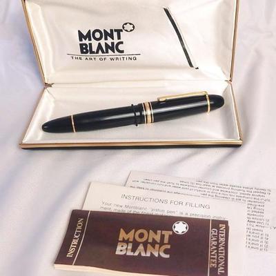 Authentic Mont Blanc pen in case