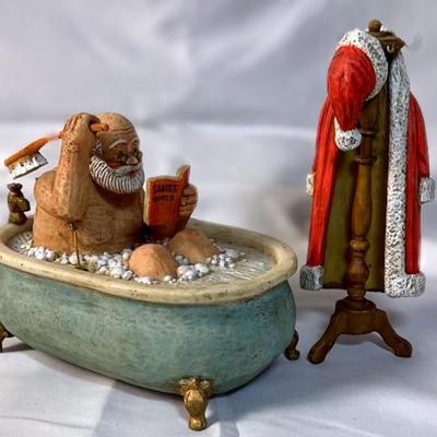 Vintage Santa in teh bath