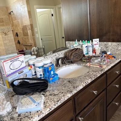 Master bathroom 