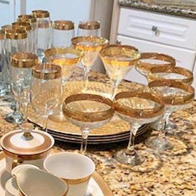 ANTIQUE TIFFIN GOLD RIMMED CRYSTAL MIXED LOT