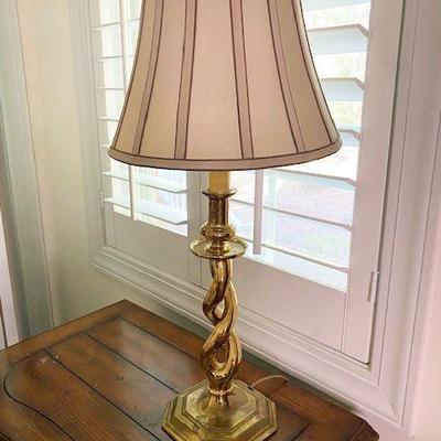 TURNED BRASS LAMP PAIR