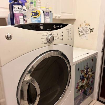 UNMATCHED WASHER AND DRYER GE WASHER