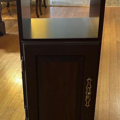 Side Table 1 Shelf with Cabinet
