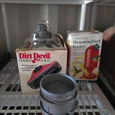 #3246 • Dirt Devil Hand Vac, Hummingbird Feeder, and Stuff-a-Burger Parts
