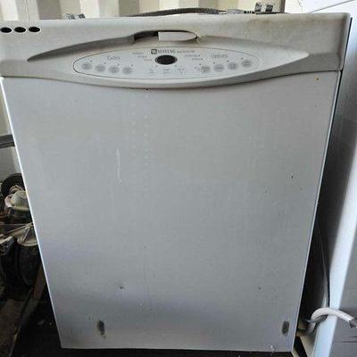 #3202 • Maytag Quiet Series 300 Dishwasher
