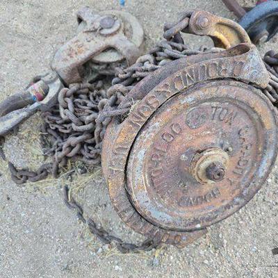 #2116 • D Round & Son 3 Ton Chain Hoist
