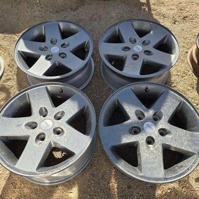 #2038 • 1 Set of Jeep 5 Lug Wheels

