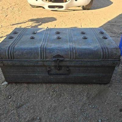 #3404 • Vintage Metal Steamer Trunk
