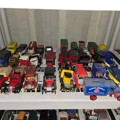 #3336 • Model Car Coin Banks

