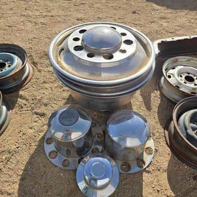 #2044 • Simi Truck Wheel Covers and Hub Caps
