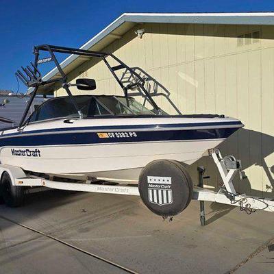 #105 • 2000 Mastercraft Prostar 205V Boat and Trailer

