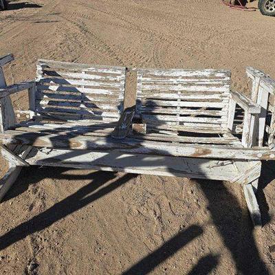 #2178 • Rocking Wooden Bench
