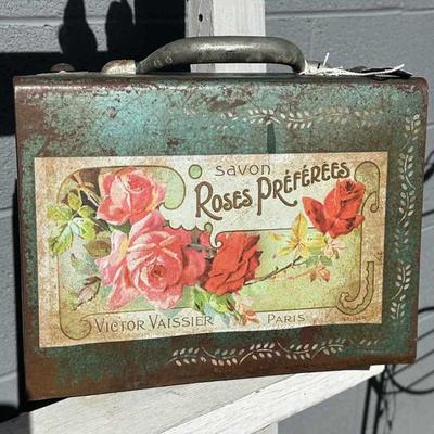 Rose Lunch Box