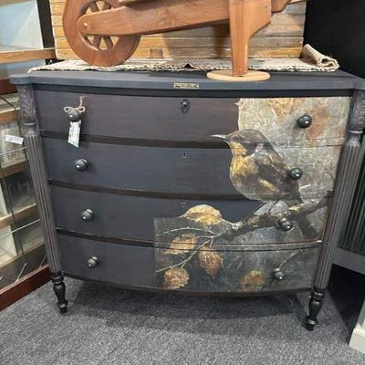 Birdie Dresser