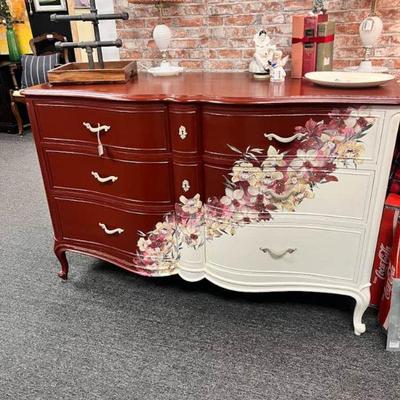 Dresser