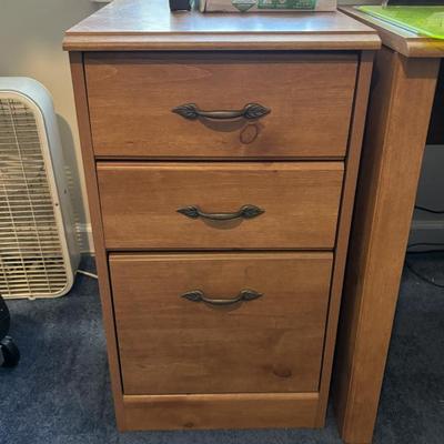 This can be sold separate from l-shaped desk. 